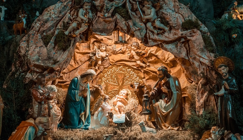 Przepiękna szopka betlejemska u Ojców Bernardynów w Krakowie. ZOBACZ WYJĄTKOWE ZDJĘCIA